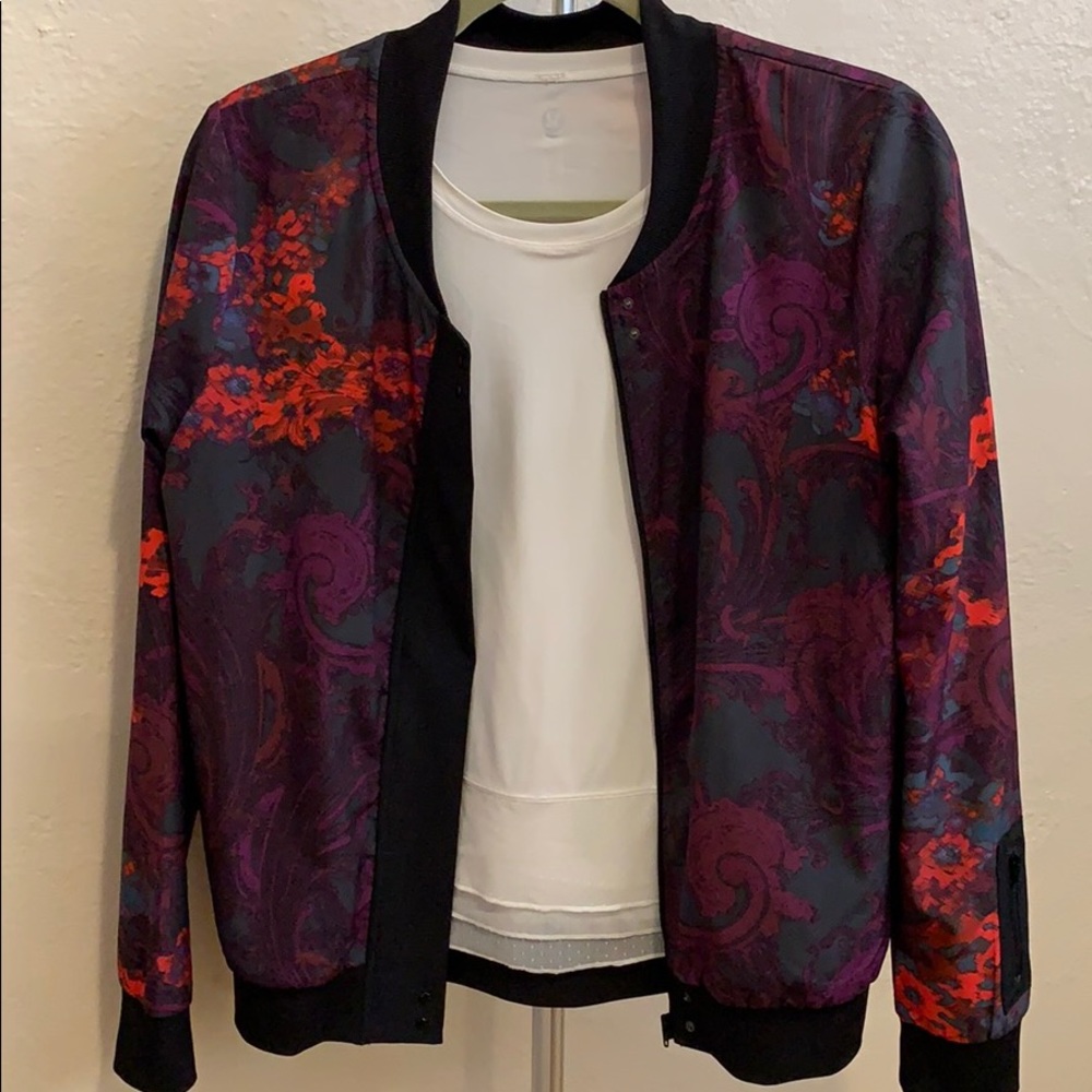 Fabletics floral light weight jacket